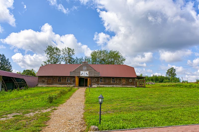 Barn Roof Construction in Logan County, OH